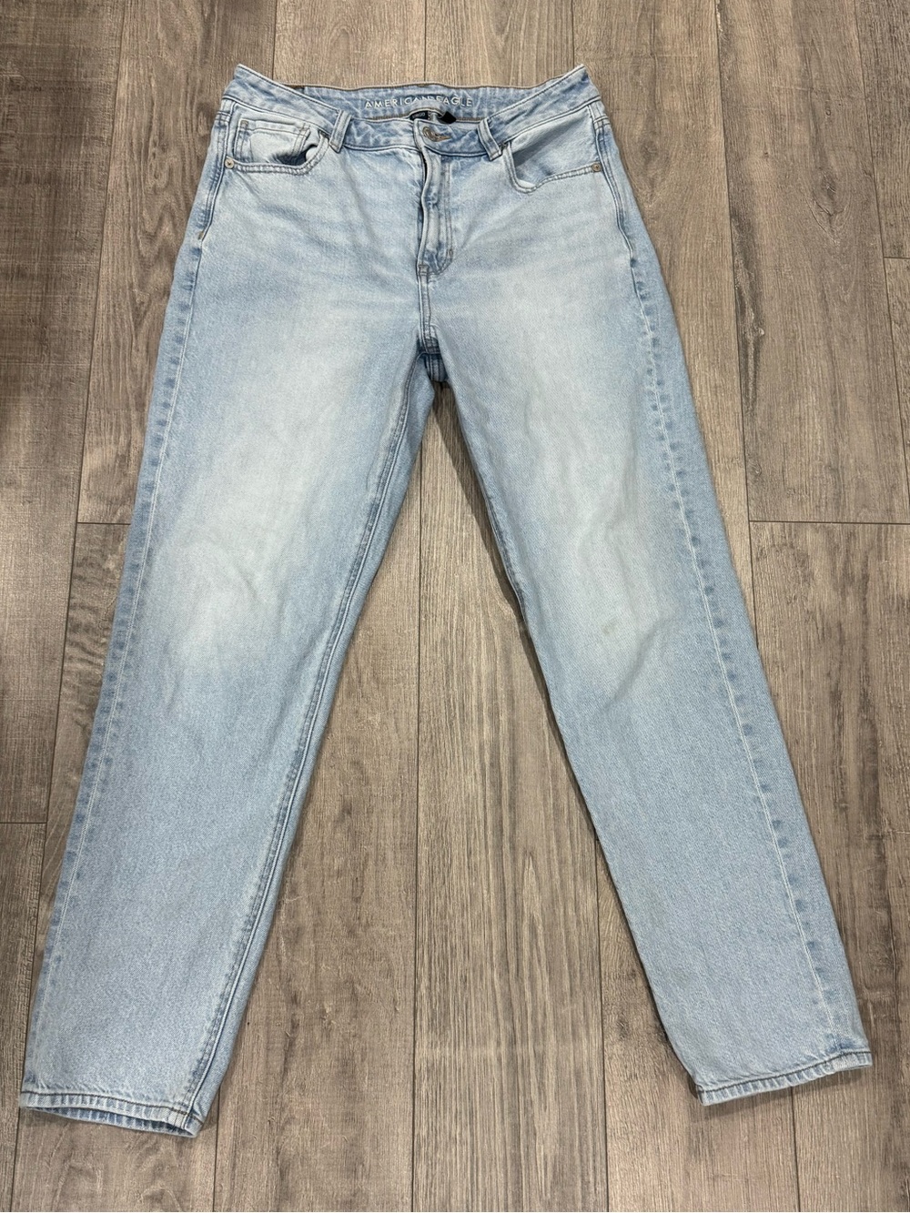 American Eagle Outfitters Light Blue Boyfriend Jeans